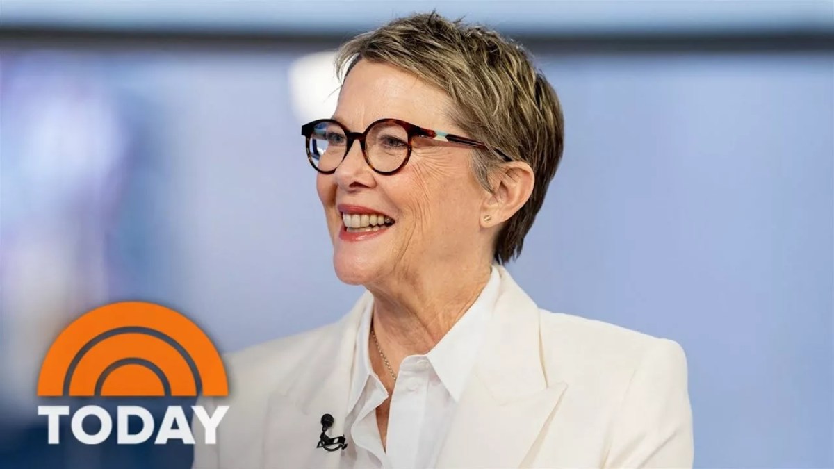 The True Story and Controversy Behind Diana Nyad’s 110-Mile, 52-Hour Cuba to Florida Swim | TODAY