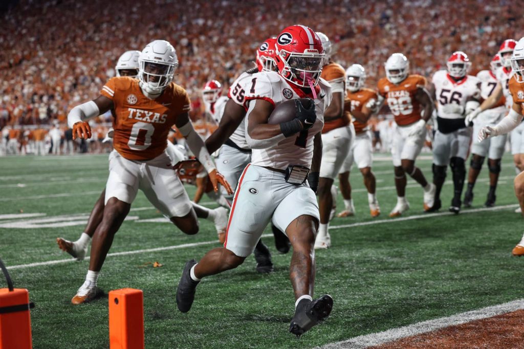 Referees Changed Call In Georgia-Texas Game After Fans Threw Cans Onto The Field