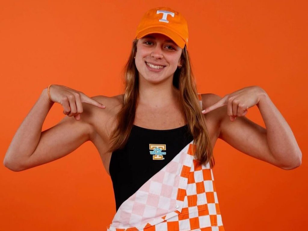 Eliza Wallace, Junior Pan Pac Finalist, Sends 2026 Verbal To Tennessee Eliza Wallace, Junior Pan Pac Finalist, Sends 2026 Verbal To TennesseeÂ