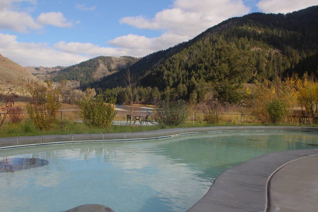 The 5 Best Hot Springs Near Ski Resorts