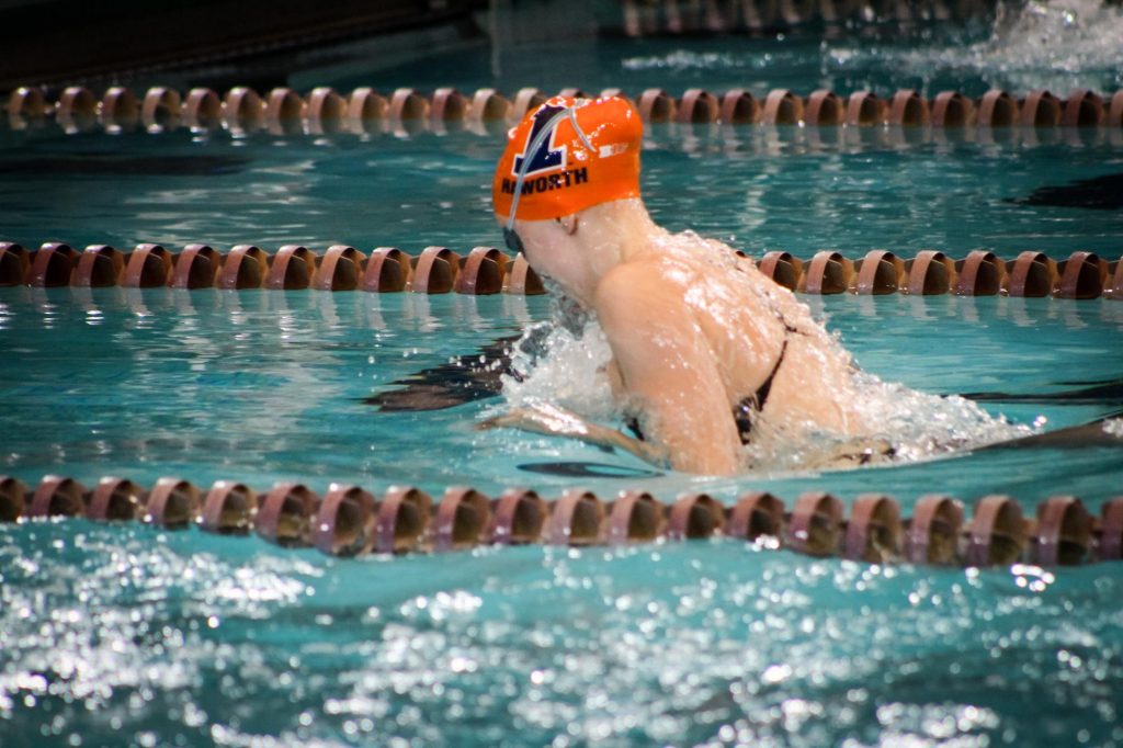 Illinois Women Swim Past Vanderbilt, Indiana State in House of Paign Invite