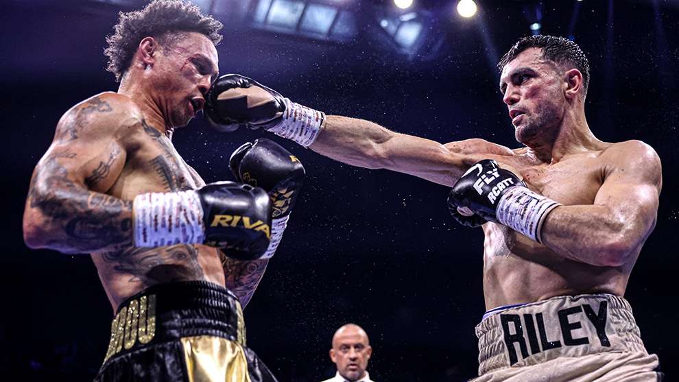 Hearn sees Paro-Hitchins winner, Teofimo Lopez as next foe for Catterall