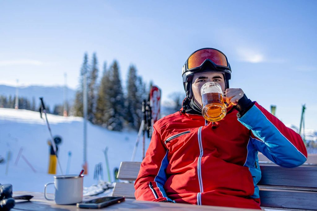 The Telegraph Says Skiers Are No Longer Getting "Uproariously Drunk" The Telegraph Says Skiers Are No Longer Getting "Uproariously Drunk"