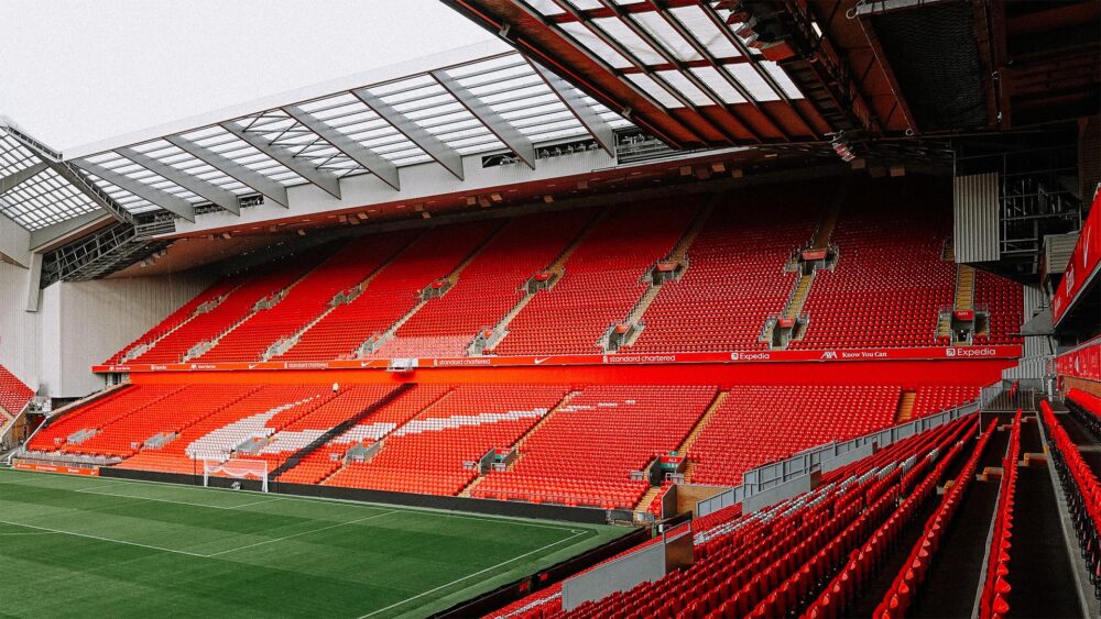 Arsenal & Liverpool in battle to sign £50m star, player set for move in 2025 Arsenal & Liverpool in battle to sign £50m star, player set for move in 2025