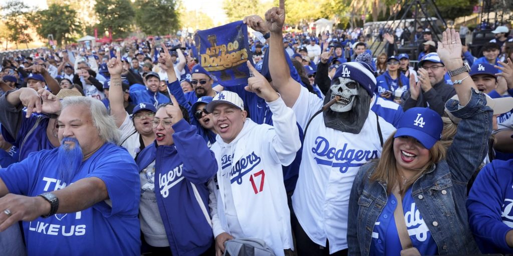 Dodgers fans in 'heaven' celebrating with champs