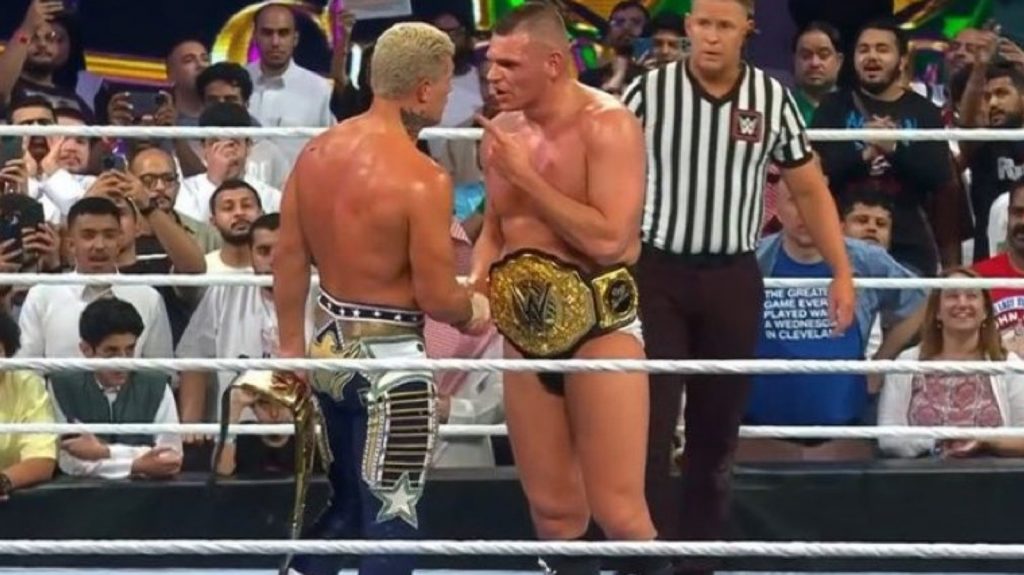 Cody Rhodes & Gunther Shake Hands After WWE Crown Jewel Championship Match Concludes