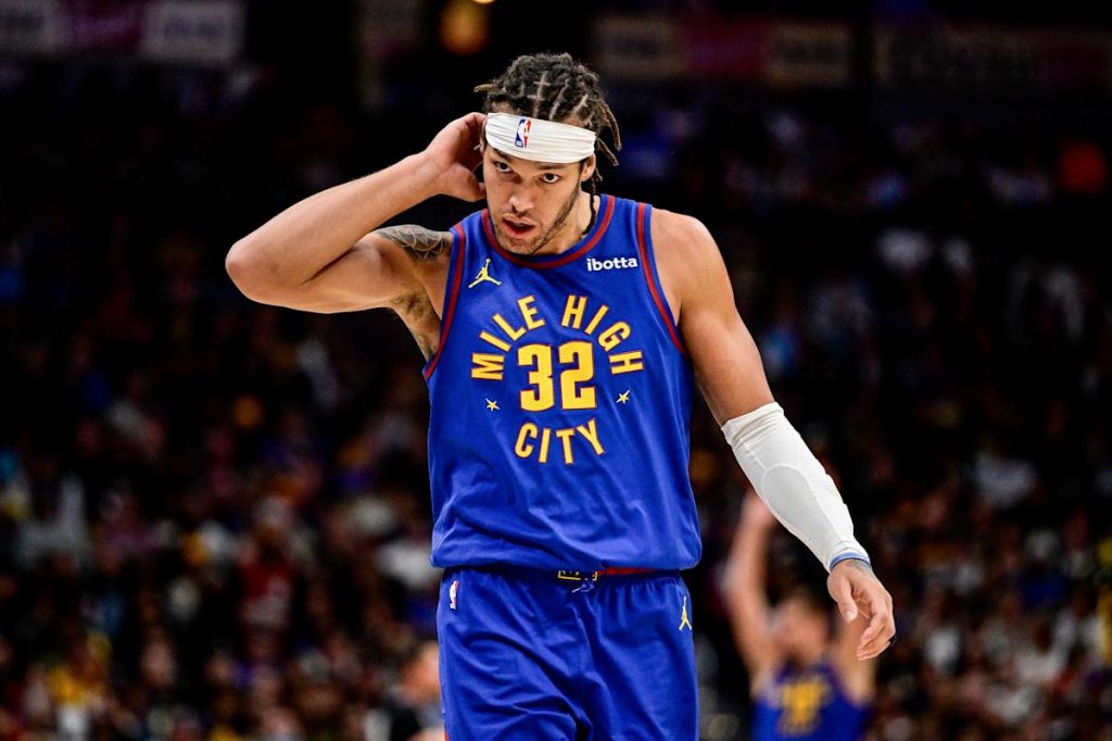 Nuggets' Aaron Gordon out 'multiple weeks' with calf injury after leaving early in win over Raptors