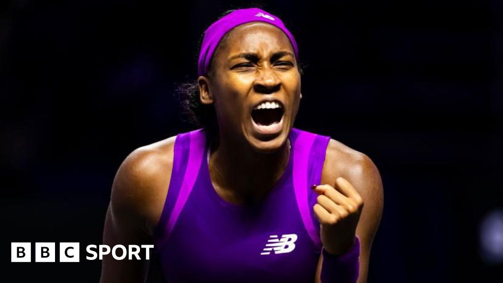 Gauff advances at Finals with rare win over Swiatek Gauff advances at Finals with rare win over Swiatek