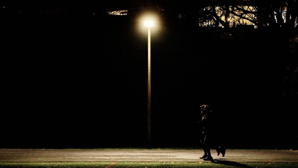 Essential Tips to Be Seen and Stay Safe While Running in the Dark Essential Tips to Be Seen and Stay Safe While Running in the Dark