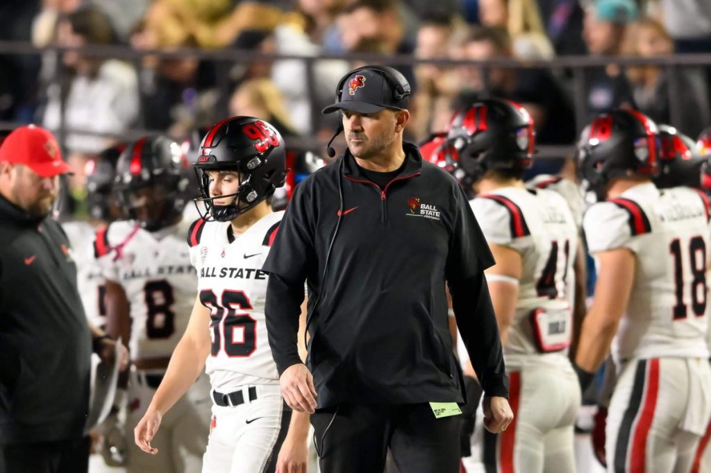 Ball State fires football coach Mike Neu with 3-7 record in 9th season
