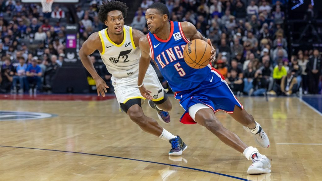 Kings’ Fox scores 49 points 1 day after setting franchise record Kings’ Fox scores 49 points 1 day after setting franchise record