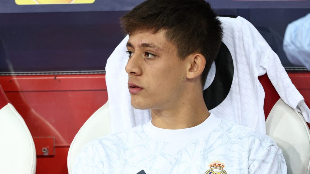 Arsenal interested in 19-year-old superstar who can’t break into Real Madrid team Arsenal interested in 19-year-old superstar who can’t break into Real Madrid team