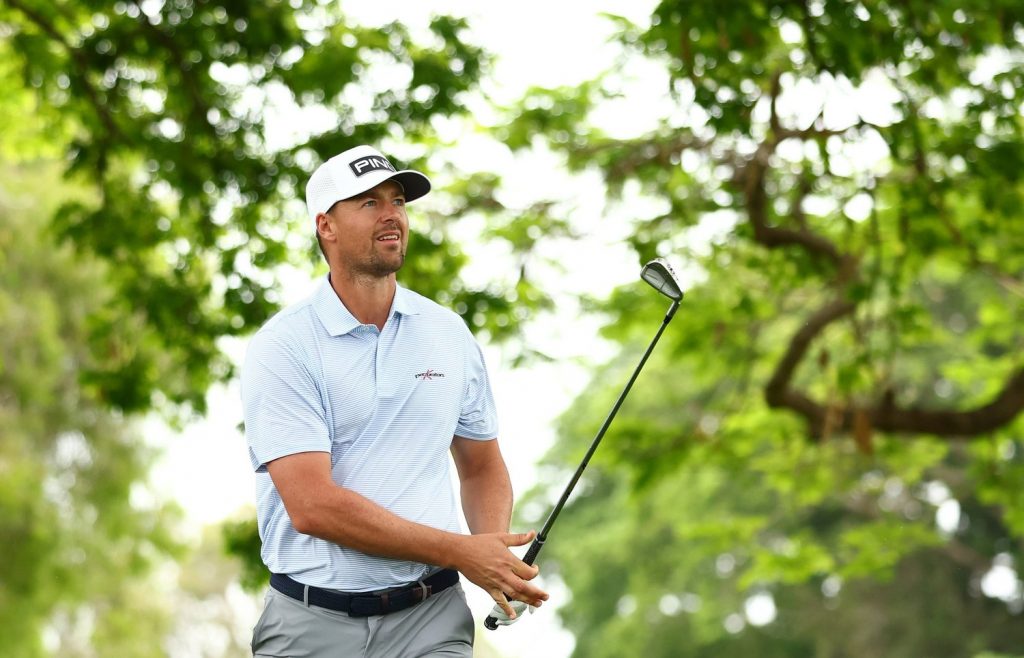 Smylie leads Australian PGA as Hurley struggles Smylie leads Australian PGA as Hurley struggles
