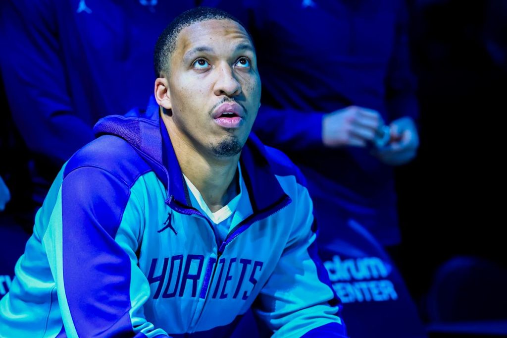 Hornets' Grant Williams to miss remainder of 2024-25 season with torn ACL in right knee