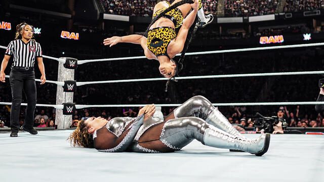Full Match From 11/25 WWE Raw: WarGames Advantage – Bianca Belair vs. Nia Jax