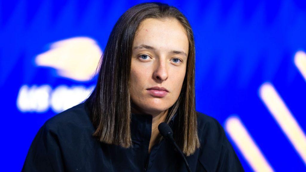 Swiatek takes 1-month ban for failed doping test Swiatek takes 1-month ban for failed doping test