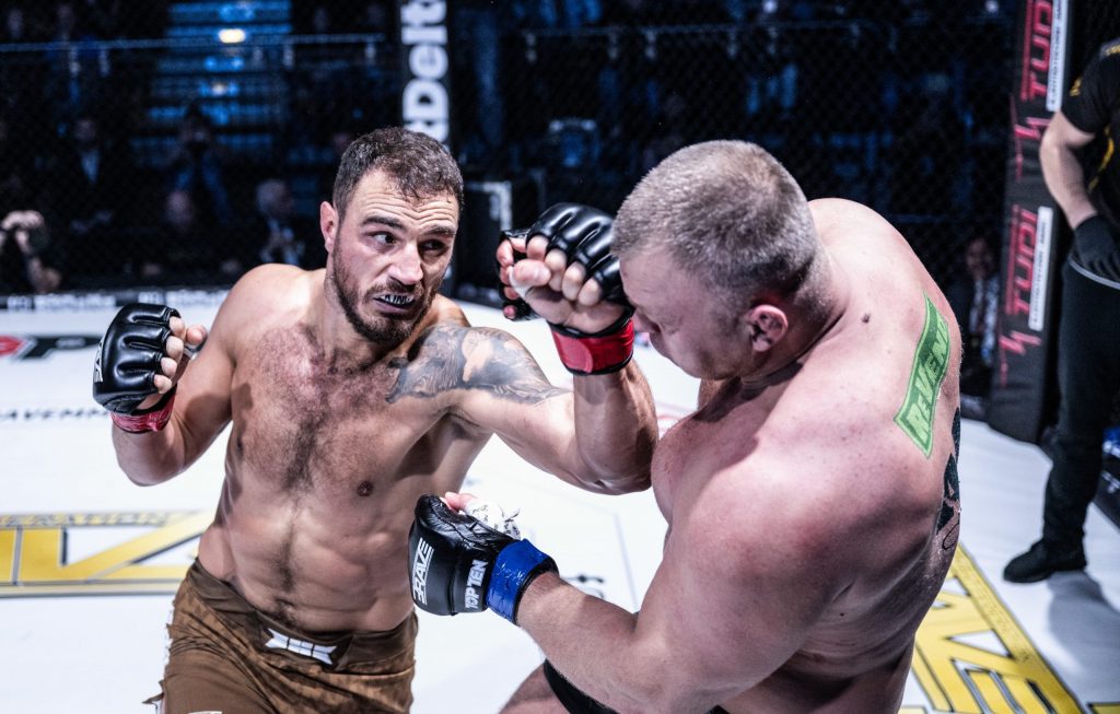 Agron Smakici Proves He’s Much More Than the Guy Who Cut Tyson Fury Agron Smakici Proves He’s Much More Than the Guy Who Cut Tyson Fury