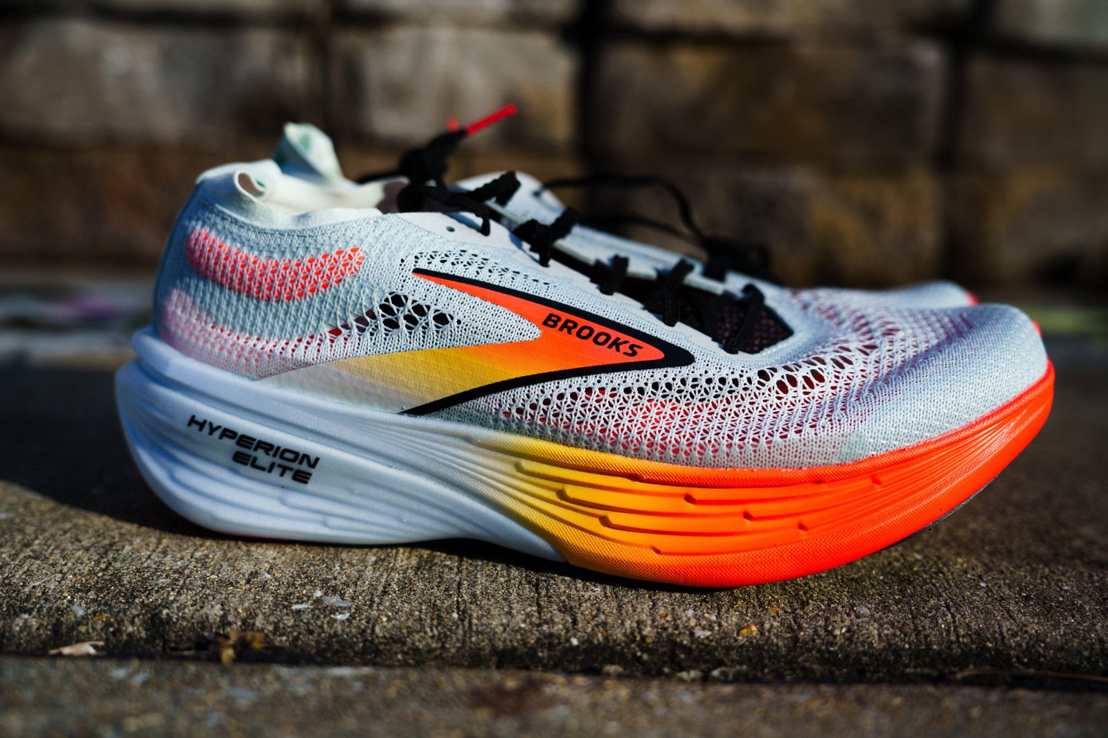 Brooks Hyperion Elite 4 Review: Use Your (Blue) Illusion