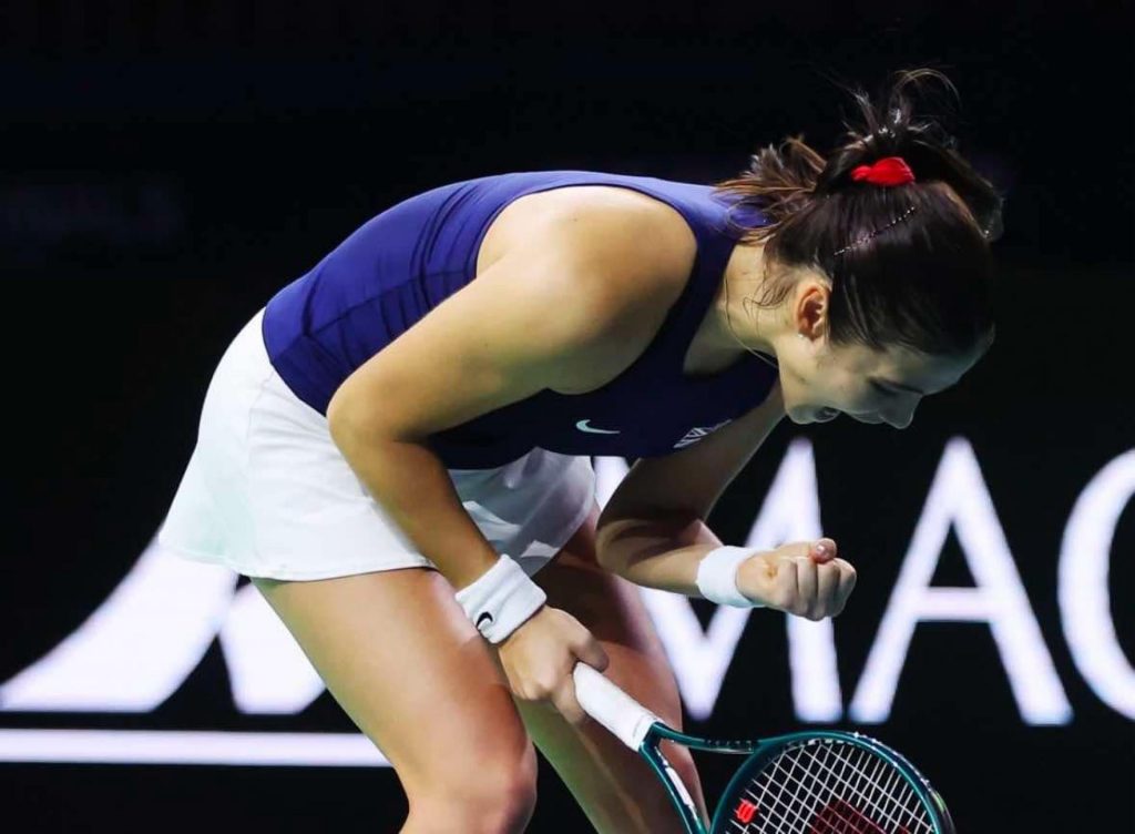 Andy Murray's ex-coach dismisses one-Slam wonder narrative about Emma Raducanu Andy Murray's ex-coach dismisses one-Slam wonder narrative about Emma Raducanu