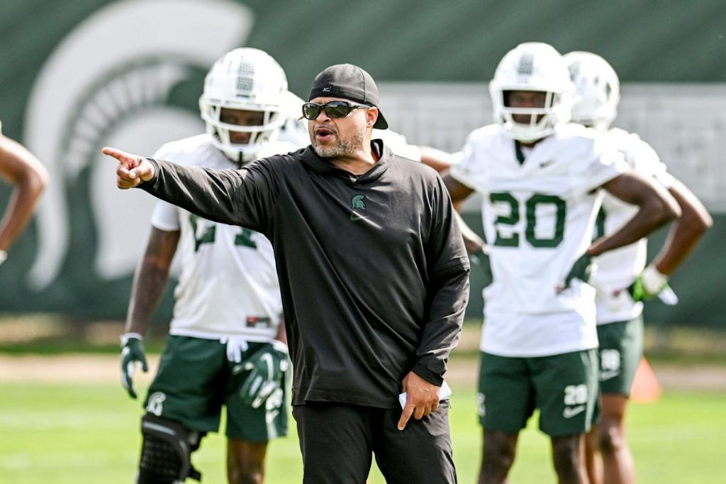 Michigan State football reportedly losing CBs coach Demetrice Martin to UCLA