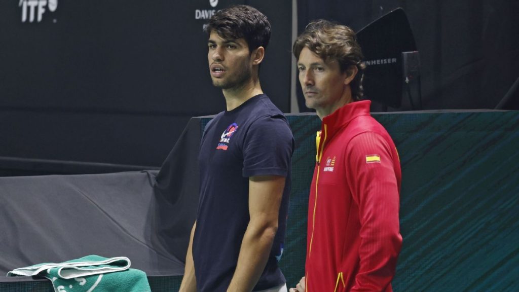 Alcaraz adds 2nd coach Lopez to work with Ferrero Alcaraz adds 2nd coach Lopez to work with Ferrero