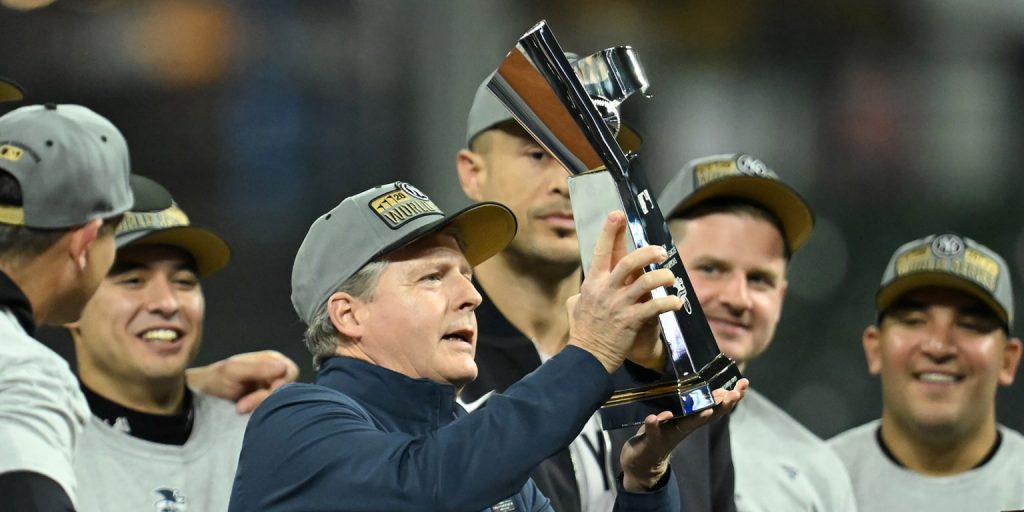 Steinbrenner addresses Yanks' hot topics at Owners Meetings
