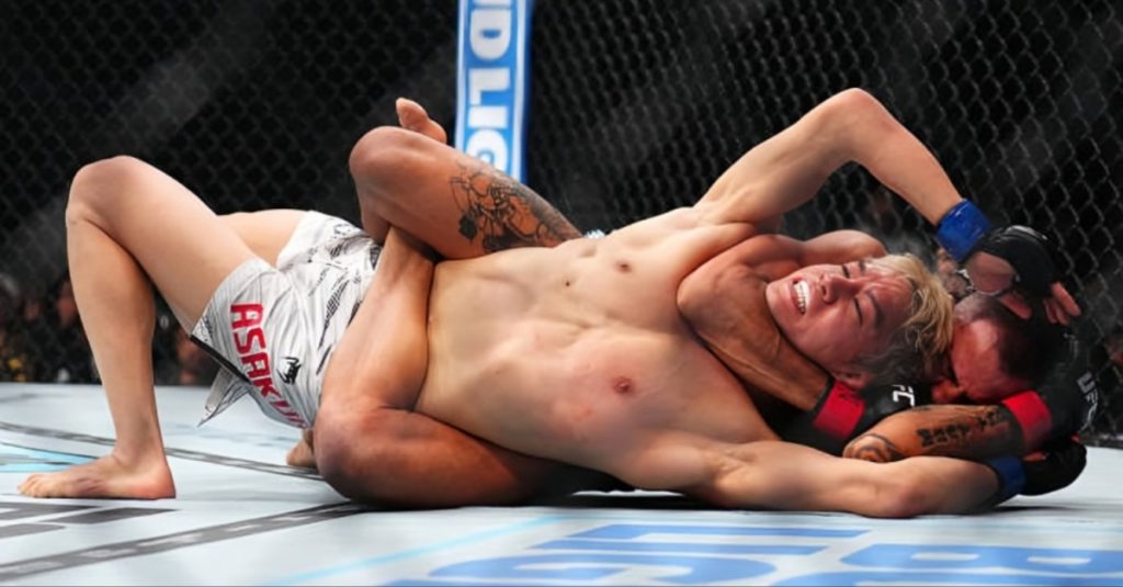 Alexandre Pantoja defends title, chokes out Kai Asakura in second round win – UFC 310 Highlights Alexandre Pantoja defends title, chokes out Kai Asakura in second round win – UFC 310 Highlights