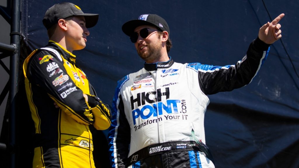 Chase Briscoe gets revenge on Christopher Bell, spoils 2025 Chili Bowl Nationals announcement
