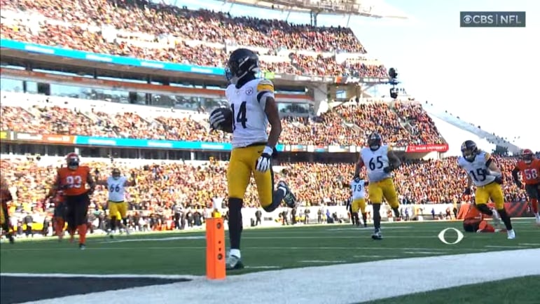 ‘Without Him, You Have No Shot:’ Orlovsky Concerned By Pickens’ Hamstring Injury