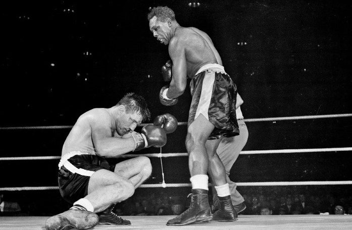 Dec. 10, 1958: Moore vs Durelle I