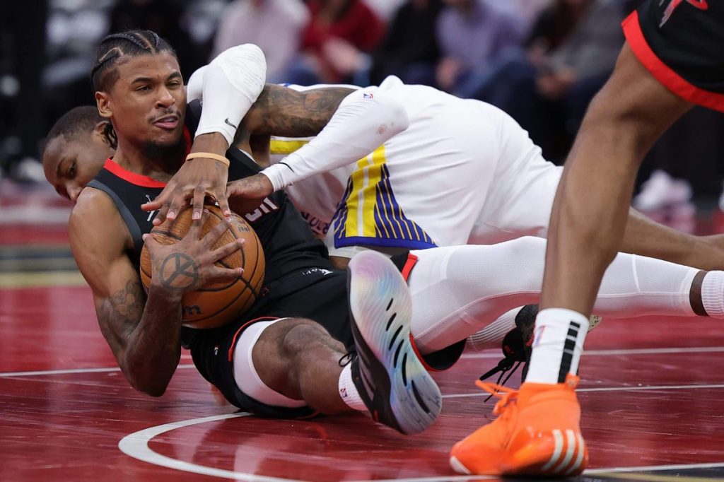 Rockets shock Warriors to advance in NBA Cup: 'We're going to continue to fight'