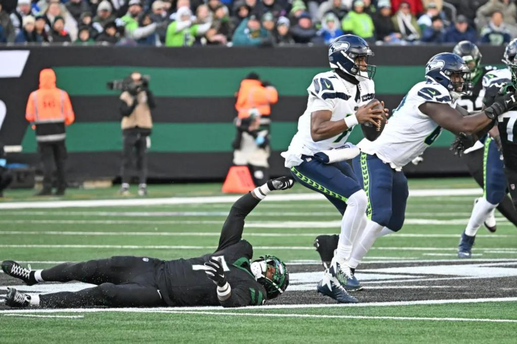 Jets still backing Haason Reddick despite complete lack of production since ending holdout