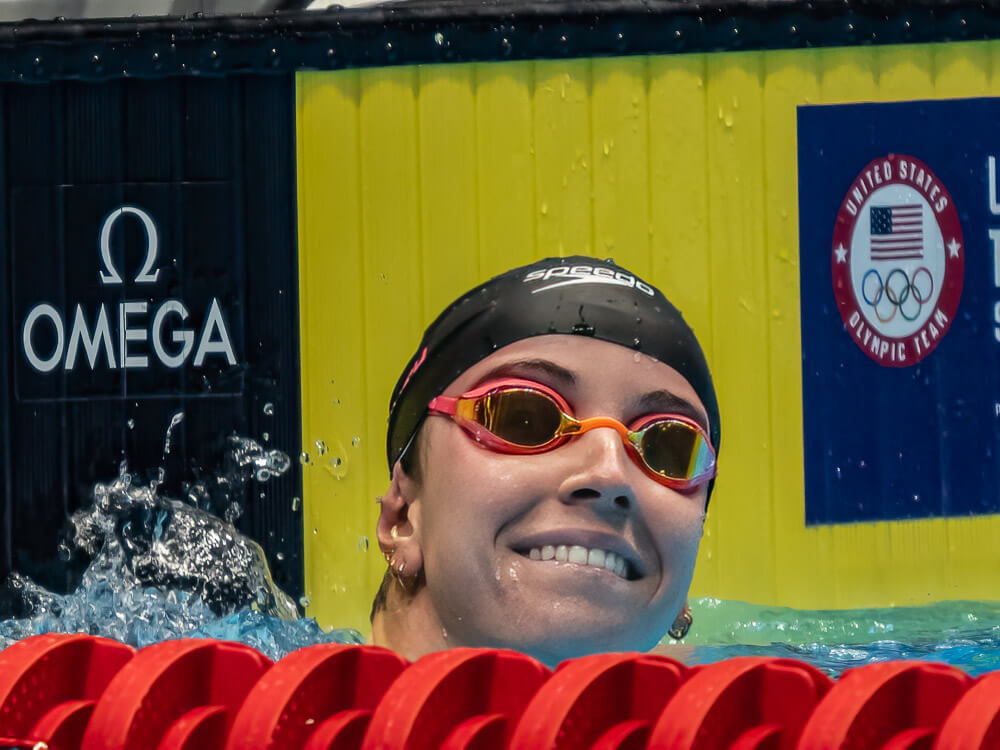 FLASH! Regan Smith Breaks 100 Back WR, Leads American Women to Clobbering Medley Relay WR FLASH! Regan Smith Breaks 100 Back WR, Leads American Women to Clobbering Medley Relay WR