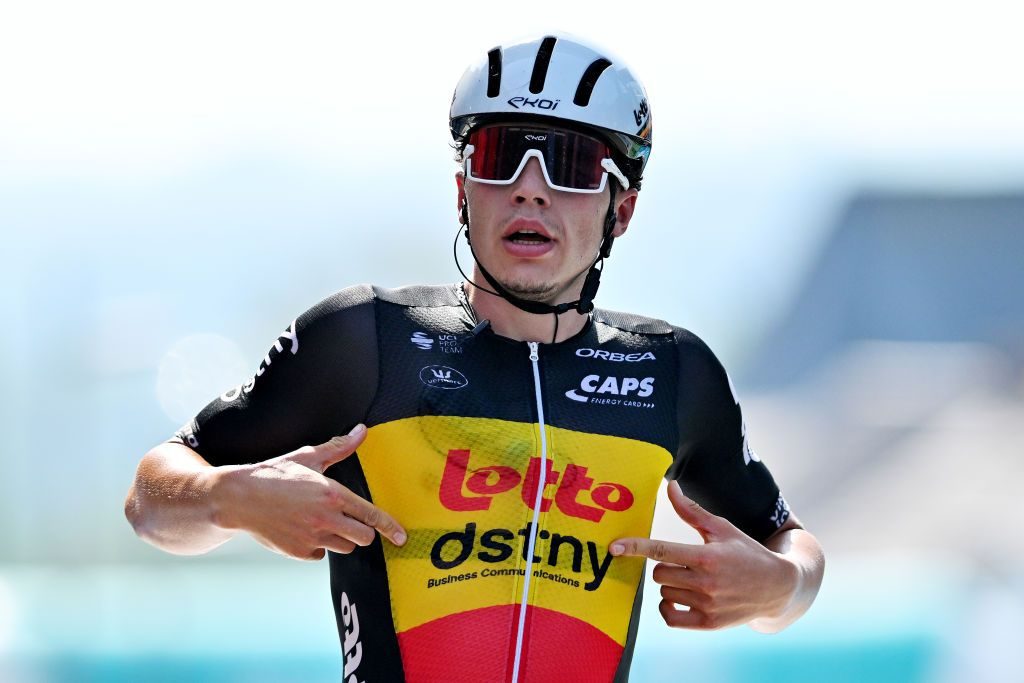 Lotto downsize for 2025: smaller roster, no Giro d'Italia but fight for WorldTour continues Lotto downsize for 2025: smaller roster, no Giro d'Italia but fight for WorldTour continues