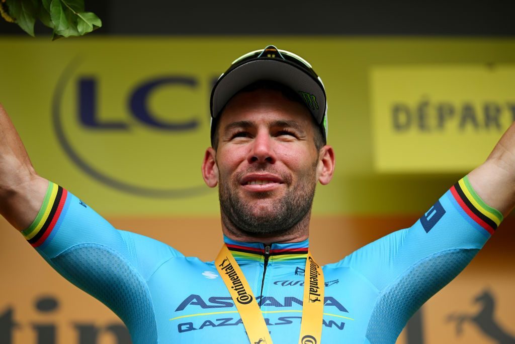 Mark Cavendish looking to future in 'cycling team management' after racing retirement Mark Cavendish looking to future in 'cycling team management' after racing retirement
