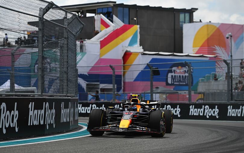 Horner labells Perez as "extraordinary team player" Horner labells Perez as "extraordinary team player"