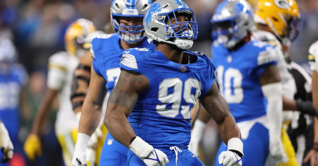 2 Detroit Lions with contract incentives looming for 2024 season 2 Detroit Lions with contract incentives looming for 2024 season