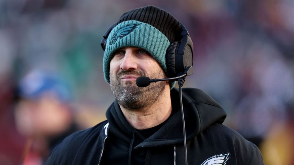 Source: Sirianni apologized to Ertz following spat Source: Sirianni apologized to Ertz following spat