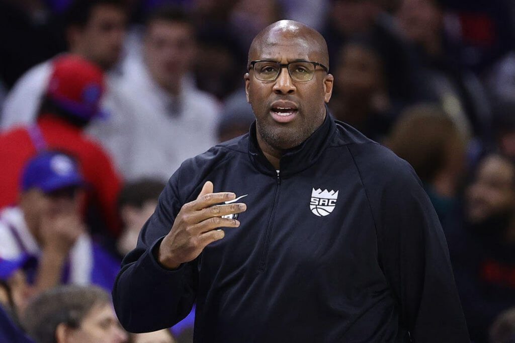About that weird Kings decision. Plus, LeBron turns 40 and your NBA Stock Report! About that weird Kings decision. Plus, LeBron turns 40 and your NBA Stock Report!