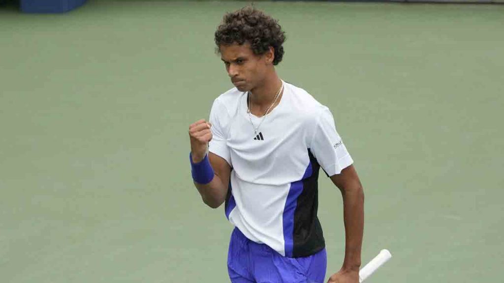 Canada’s Gabriel Diallo wins, Denis Shapovalov loses at Hong Kong Open Canada’s Gabriel Diallo wins, Denis Shapovalov loses at Hong Kong Open