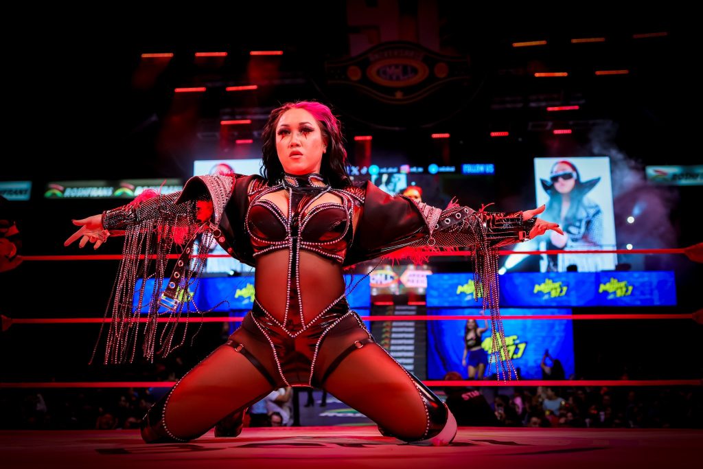 Viva Van Signs With AEW Viva Van Signs With AEW