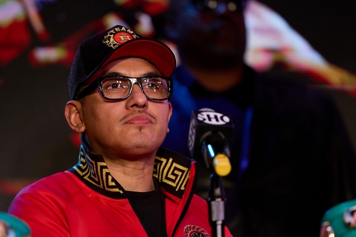 After overcoming strain with son, Jose Benavidez Snr angles for strong start to 2025
