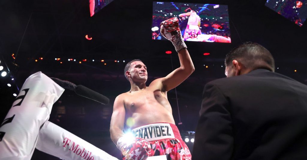 ‘The ref cheating!’: Combat sport world reacts to David Benavidez and David Morrell’s Fight of the Year contender