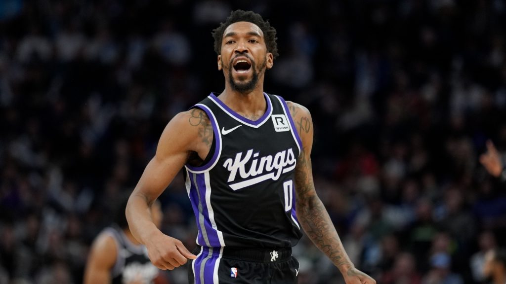 Kings eke out win over Timberwolves in first game after trading De’Aaron Fox Kings eke out win over Timberwolves in first game after trading De’Aaron Fox