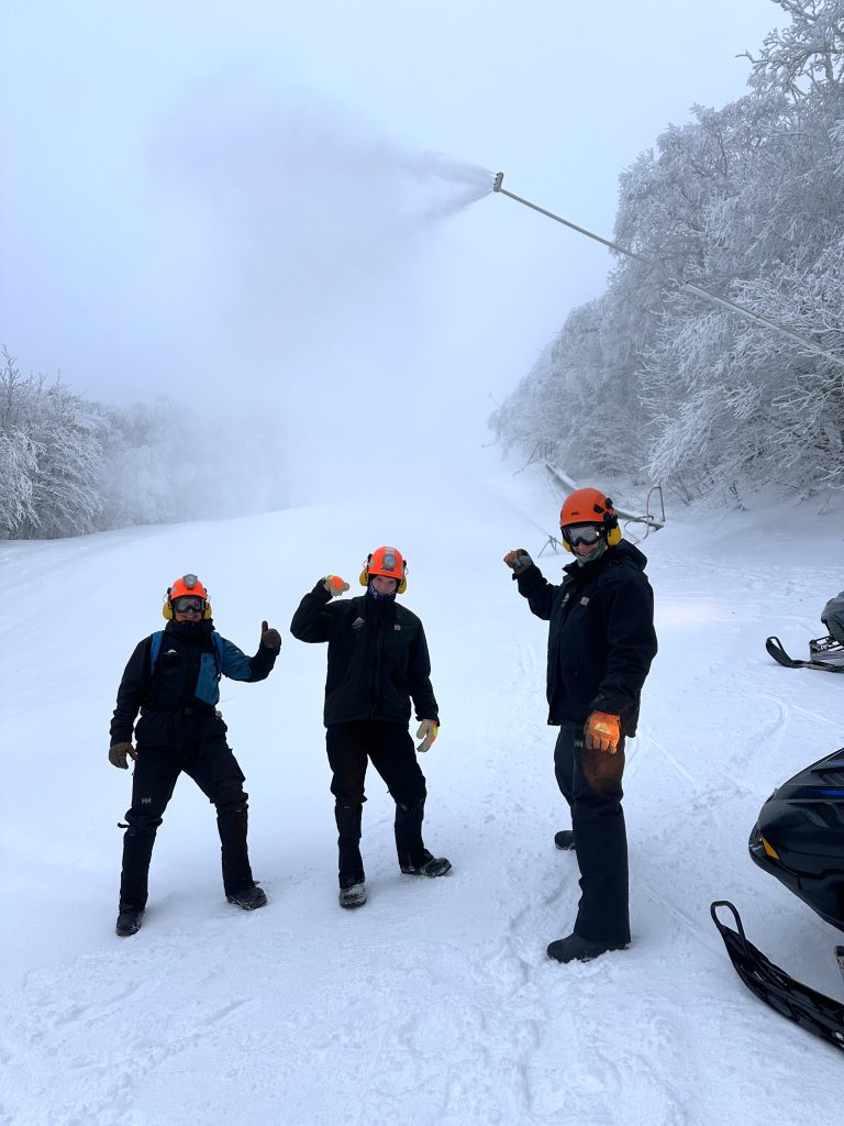 Thank you snowmakers! Thank you snowmakers!
