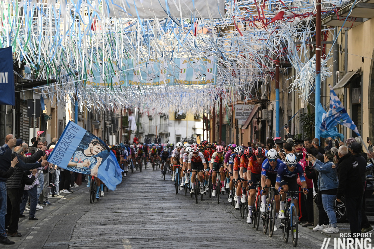 Two Types of Bicycle Races