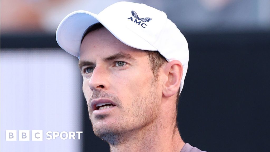 Murray in 'terrible moment' but 'won't quit'