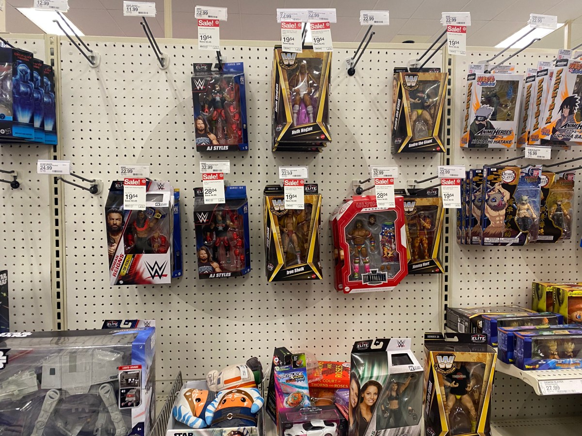 Target Sale: WWE Legends 21, Ultimate Ultimate Warrior, Hulkamania 3-Pack, Legends Steel Cage
