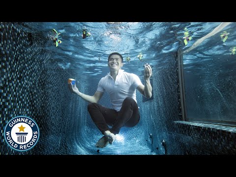 Tense Underwater Cube Solving Challenge | Guinness World Records Tense Underwater Cube Solving Challenge | Guinness World Records