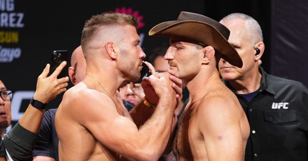 Video: Dricus du Plessis rips the crowd, Sean Strickland promises to fight ‘to the f*cking death’ in final faceoff